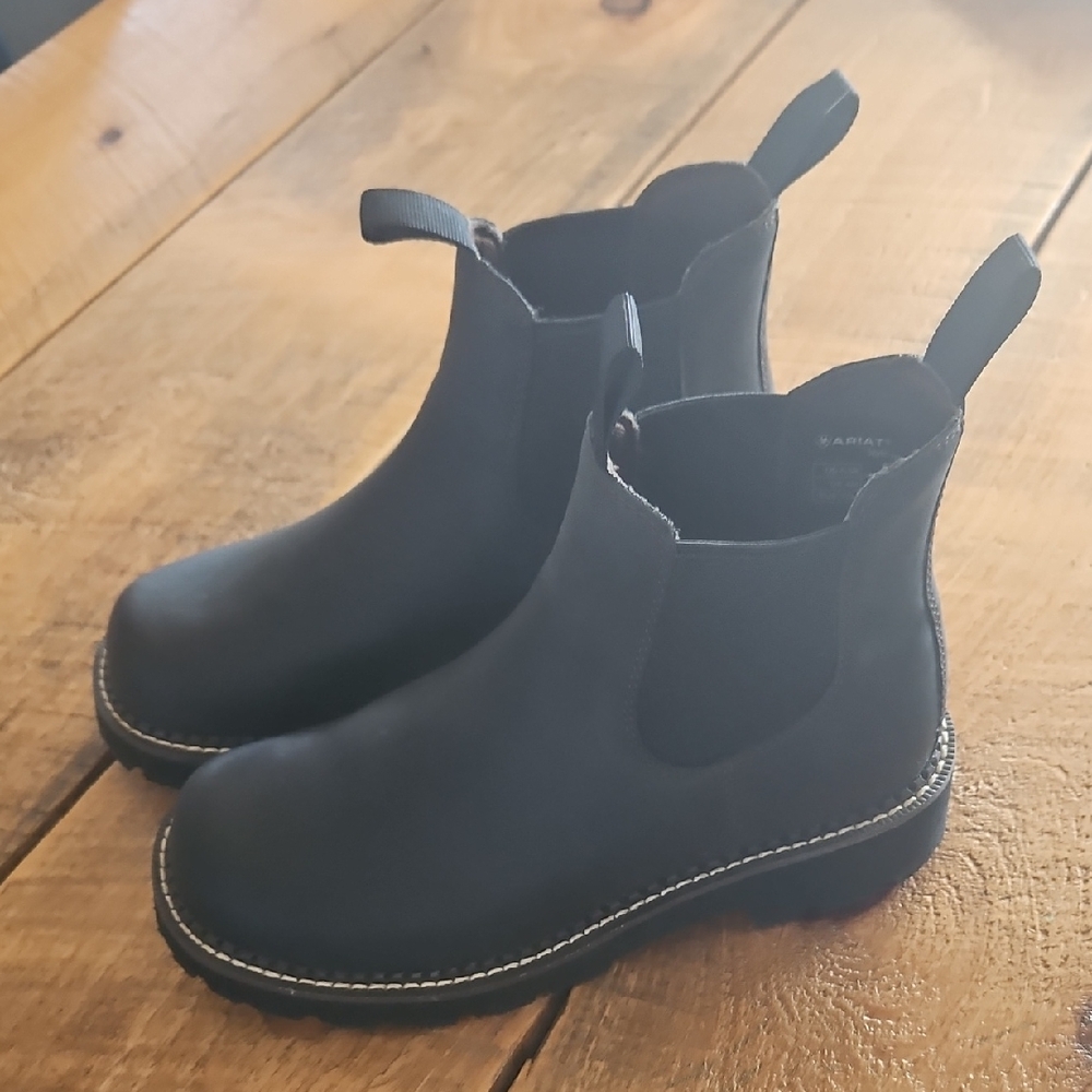 Ariat Fatbaby Chelsea Boot 6.5M